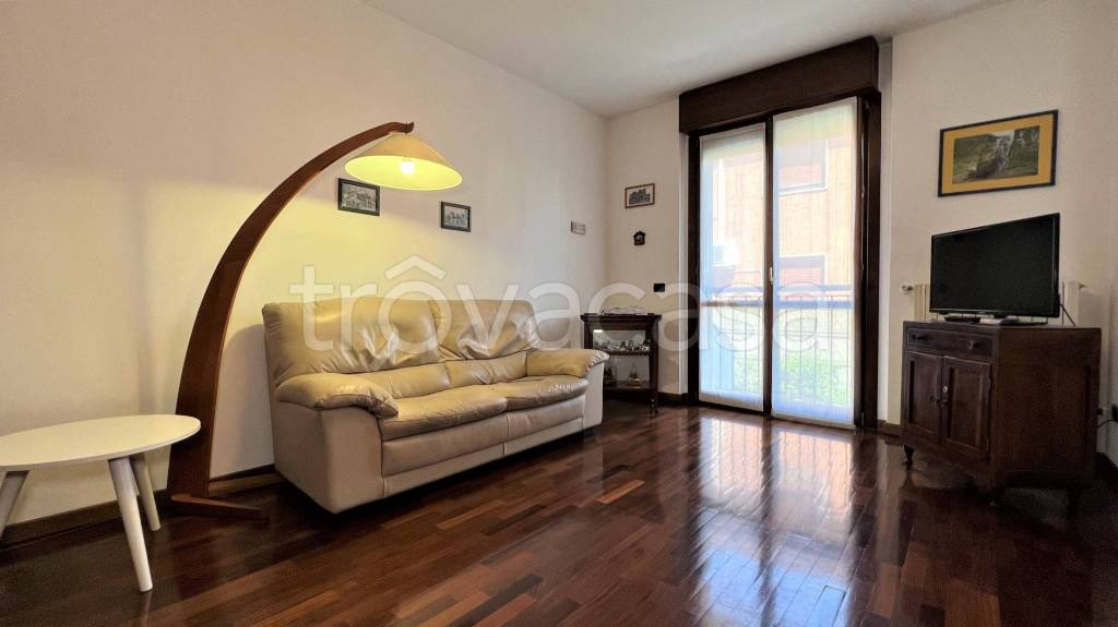 casa indipendente in vendita a Rho