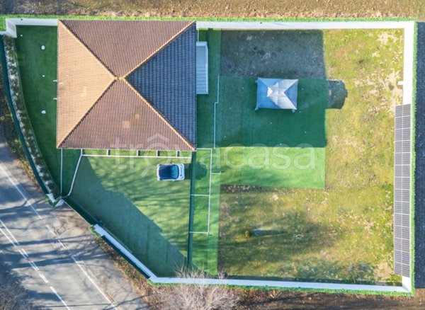 casa indipendente in vendita a Rho in zona Passirana