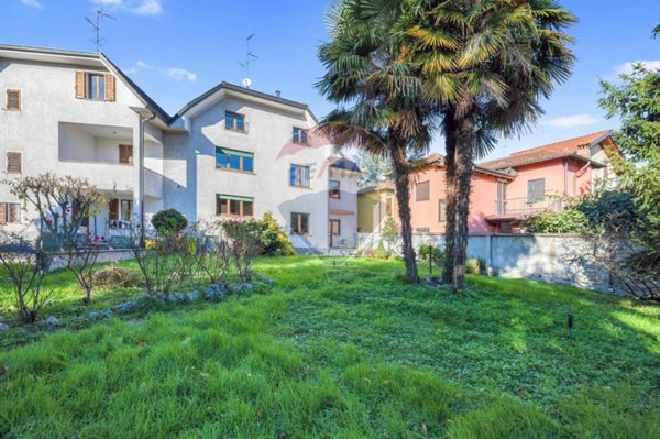 casa indipendente in vendita a Rho