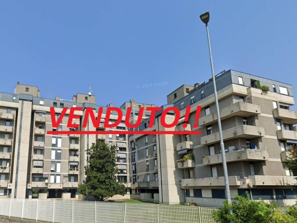 appartamento in vendita a Rho in zona Castellazzo