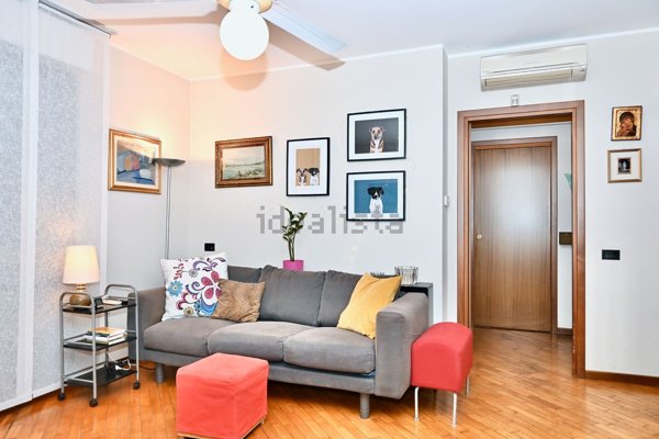 appartamento in vendita a Rho in zona Mazzo