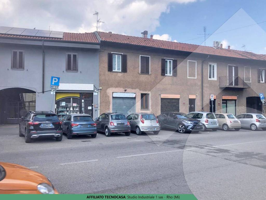 negozio in vendita a Rho