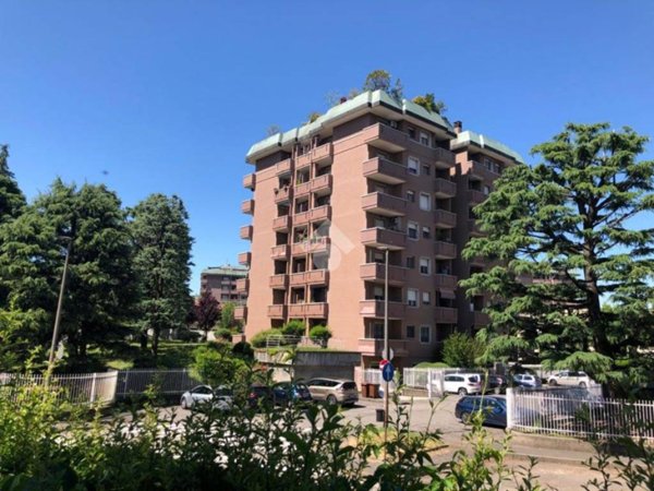 appartamento in vendita a Rho in zona Mazzo
