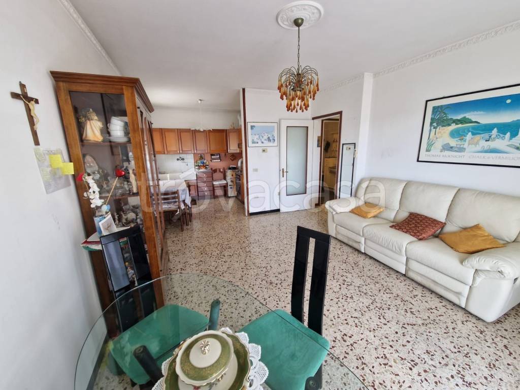 appartamento in vendita a Rho