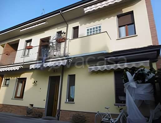 appartamento in vendita a Rho in zona Passirana