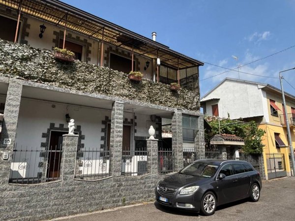 casa indipendente in vendita a Rho