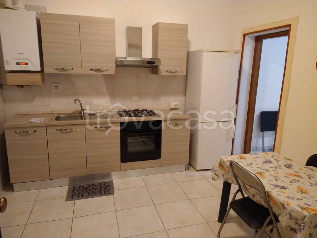 appartamento in vendita a Rho in zona Ghisolfa