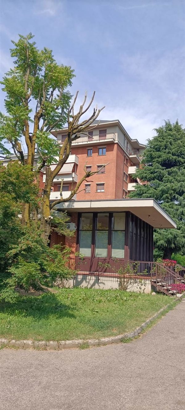 appartamento in vendita a Rho in zona Castellazzo