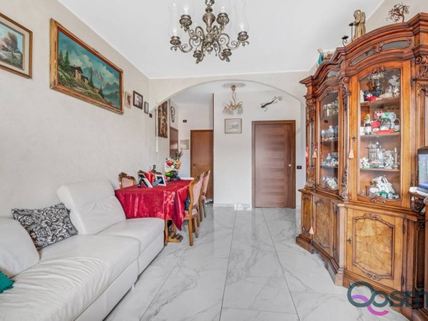 appartamento in vendita a Rho in zona Castellazzo