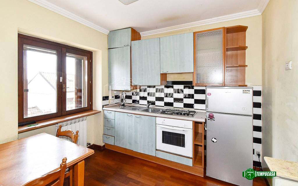 appartamento in vendita a Rho in zona Terrazzano