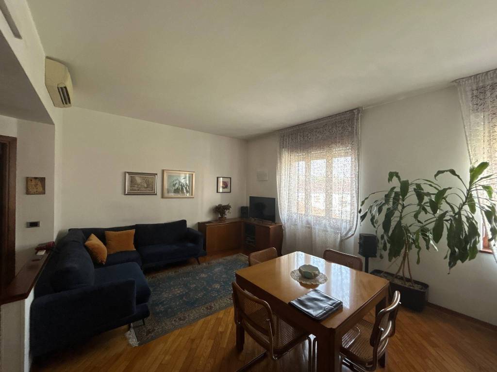 appartamento in vendita a Rho
