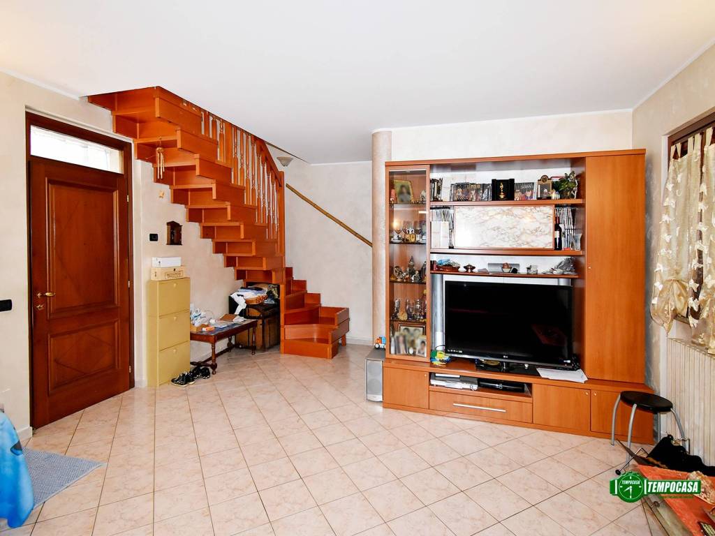casa indipendente in vendita a Rho