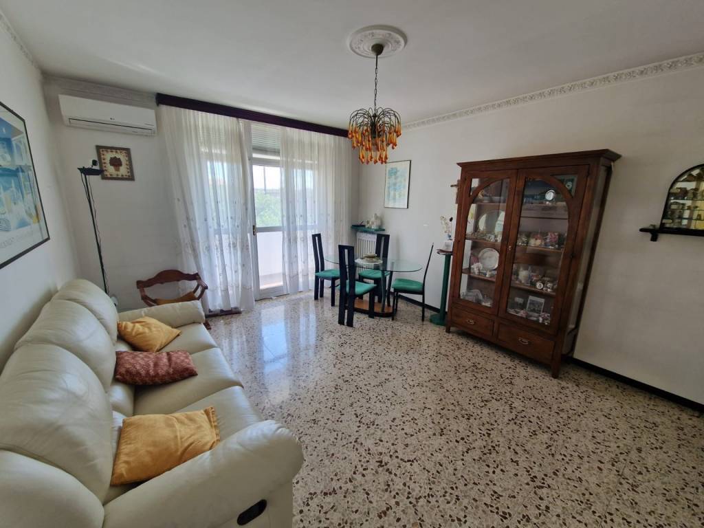 appartamento in vendita a Rho