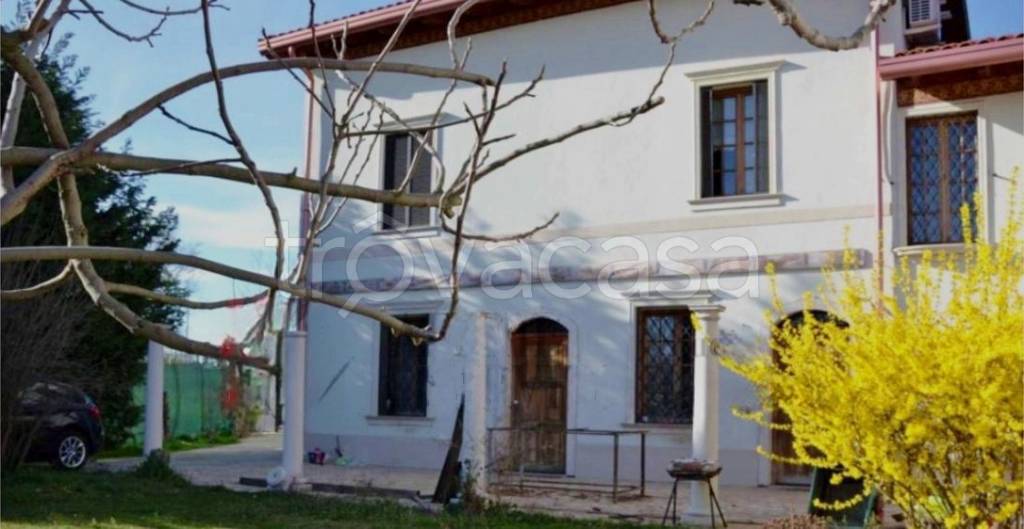 casa indipendente in vendita a Rho