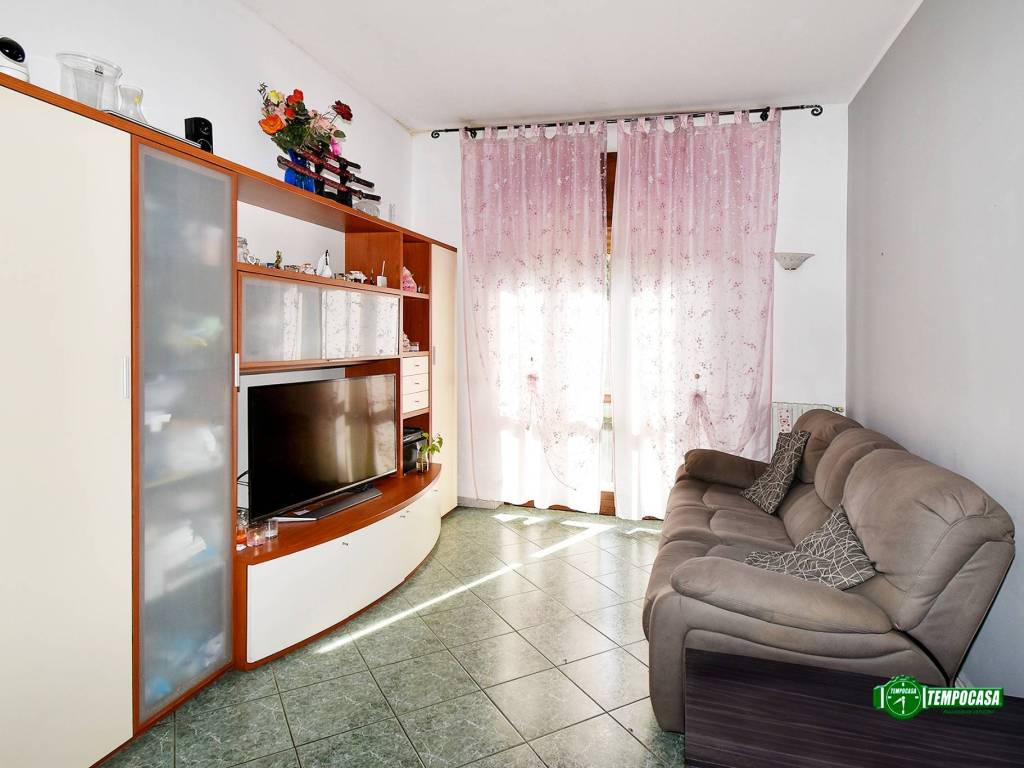 appartamento in vendita a Rho in zona Terrazzano