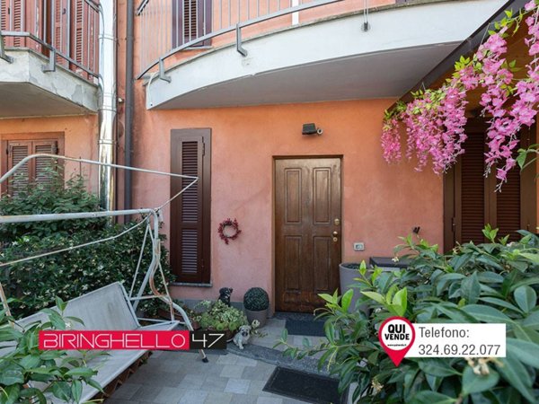casa indipendente in vendita a Rho in zona Biringhello