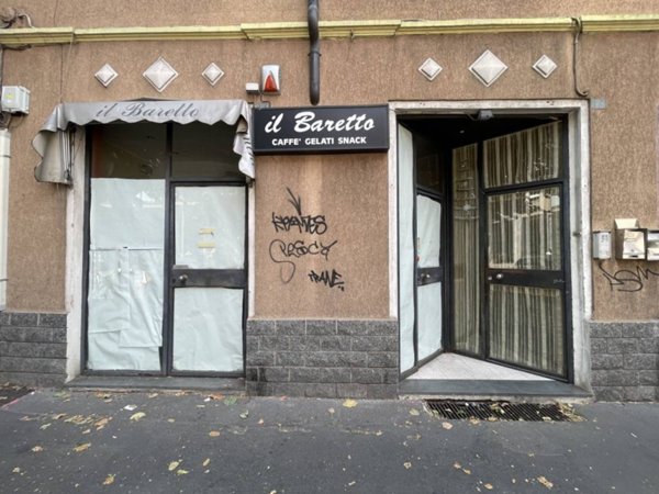 negozio in vendita a Rho