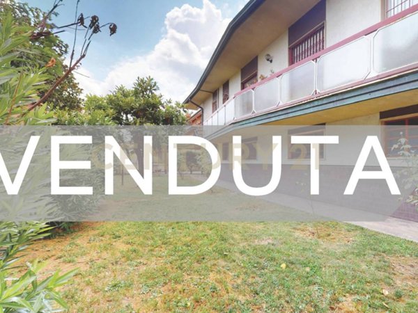 casa indipendente in vendita a Rho