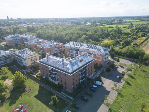 appartamento in vendita a Rho in zona Mazzo