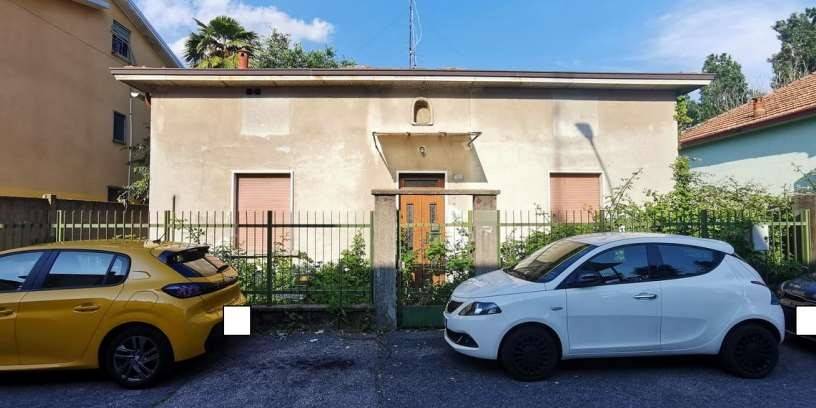 casa indipendente in vendita a Rho in zona Ghisolfa