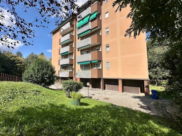 appartamento in vendita a Rho in zona Mazzo