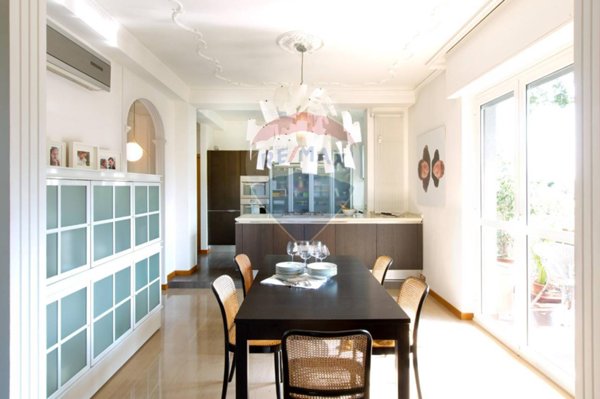 appartamento in vendita a Rho in zona Castellazzo