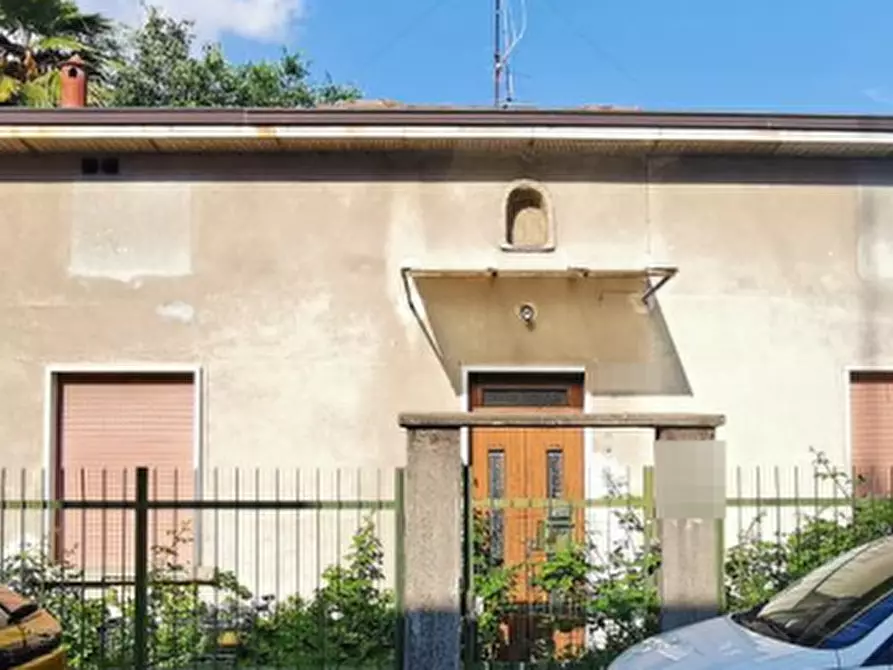 casa indipendente in vendita a Rho