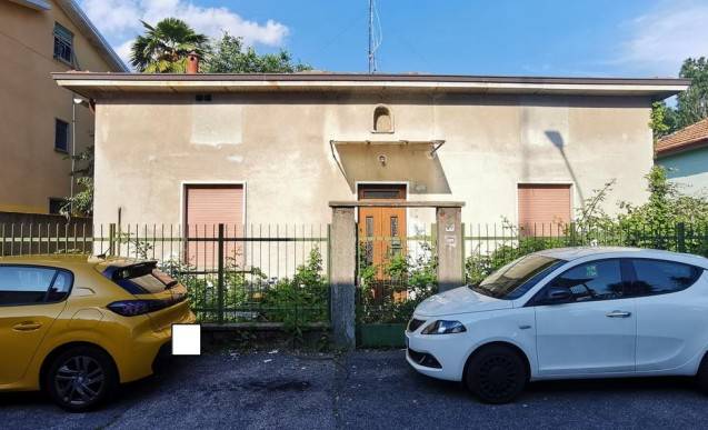 casa indipendente in vendita a Rho