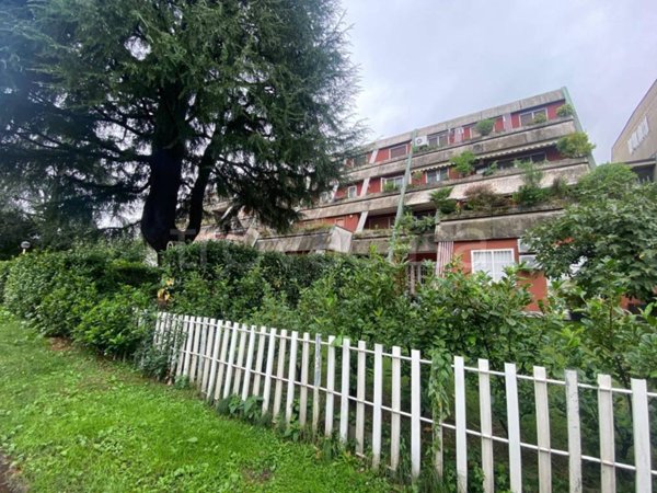 appartamento in vendita a Rho in zona Mazzo