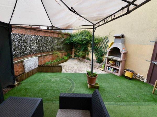 casa indipendente in vendita a Rho in zona Terrazzano