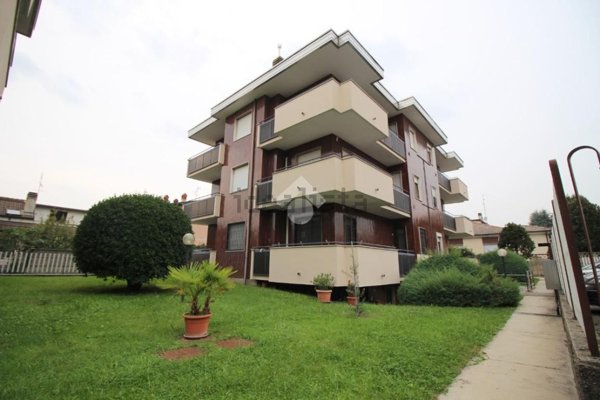 appartamento in vendita a Rho