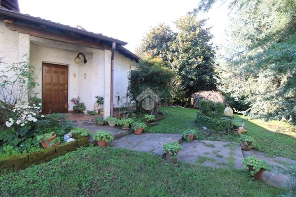 casa indipendente in vendita a Rho