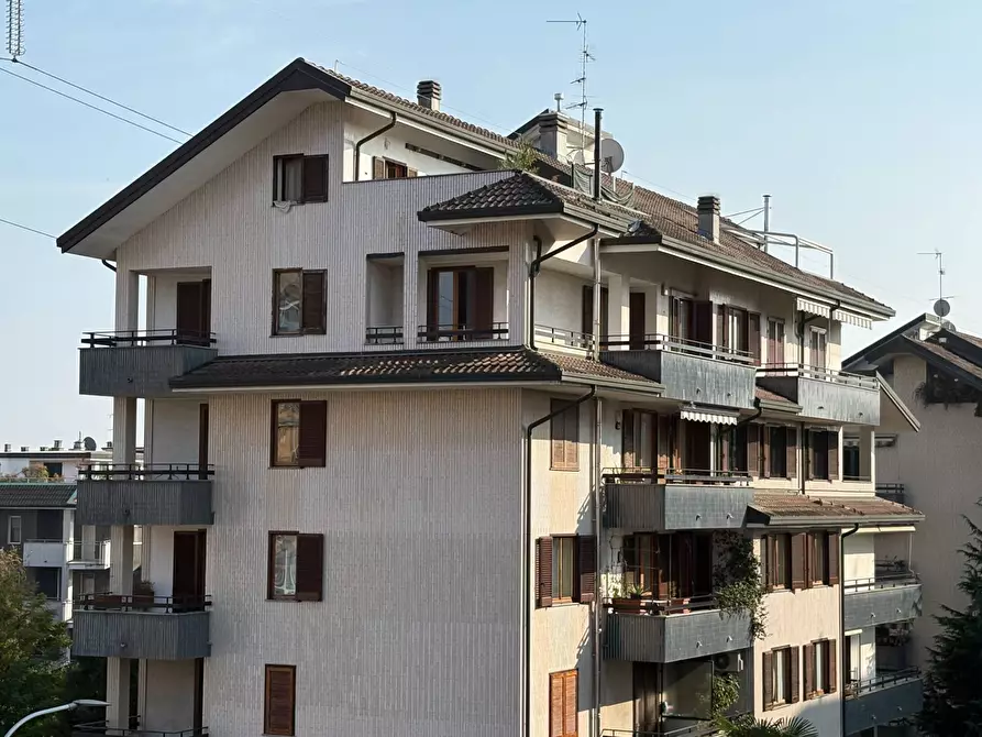 appartamento in vendita a Rho in zona Castellazzo