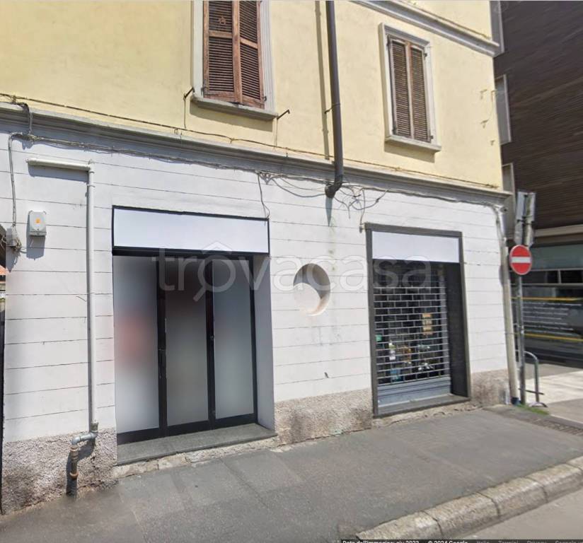 negozio in vendita a Rho