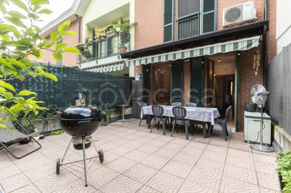 casa indipendente in vendita a Rho