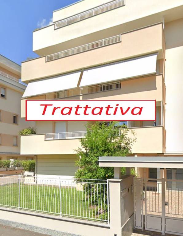 appartamento in vendita a Rho in zona Biringhello