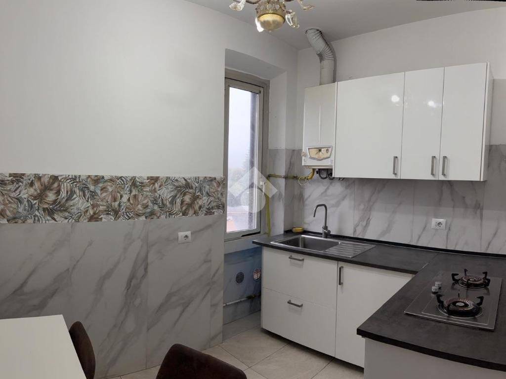 appartamento in vendita a Rho in zona Ghisolfa