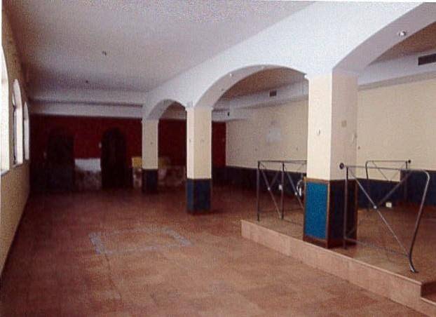 negozio in vendita a Rho