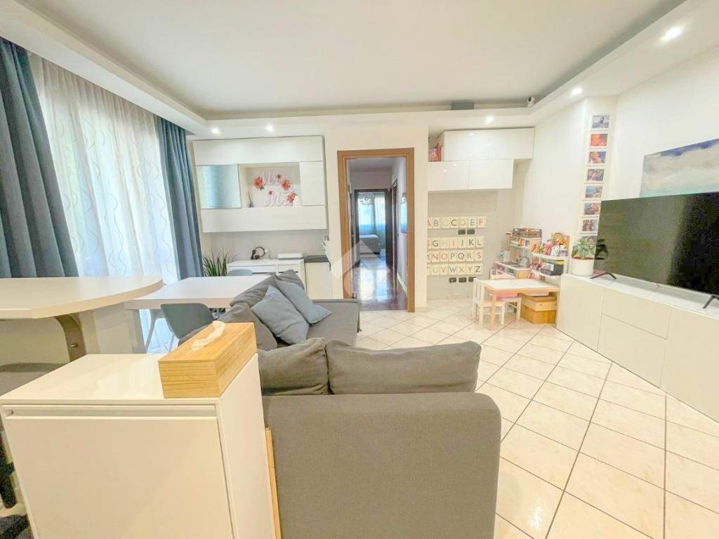 appartamento in vendita a Rho