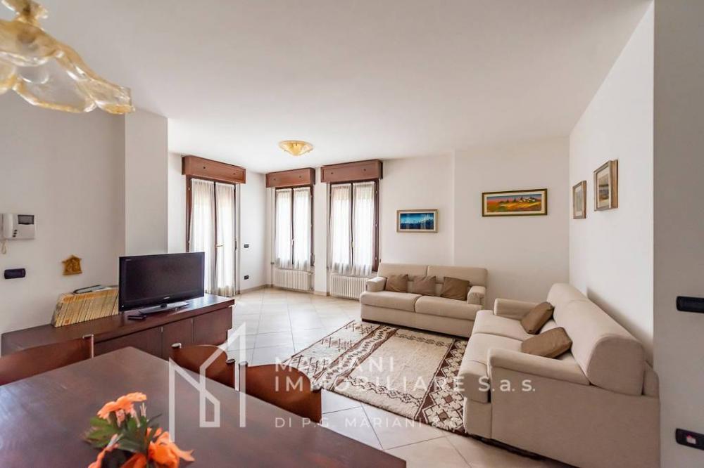 appartamento in vendita a Rho in zona Passirana