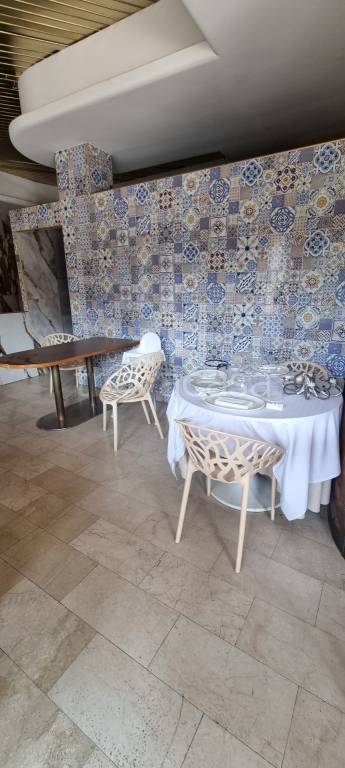 negozio in vendita a Rho