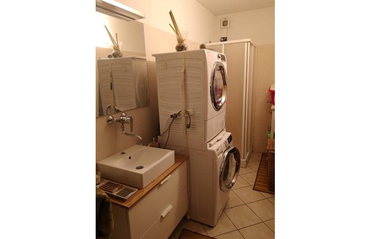 appartamento in vendita a Rho in zona Lucernate