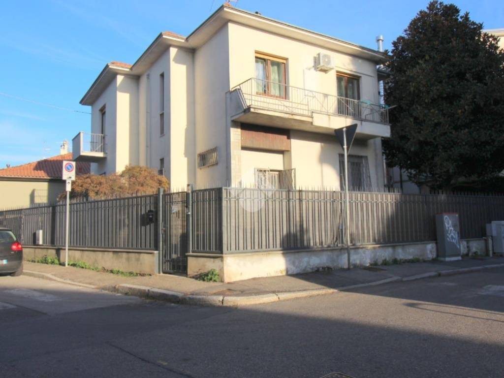 appartamento in vendita a Rho