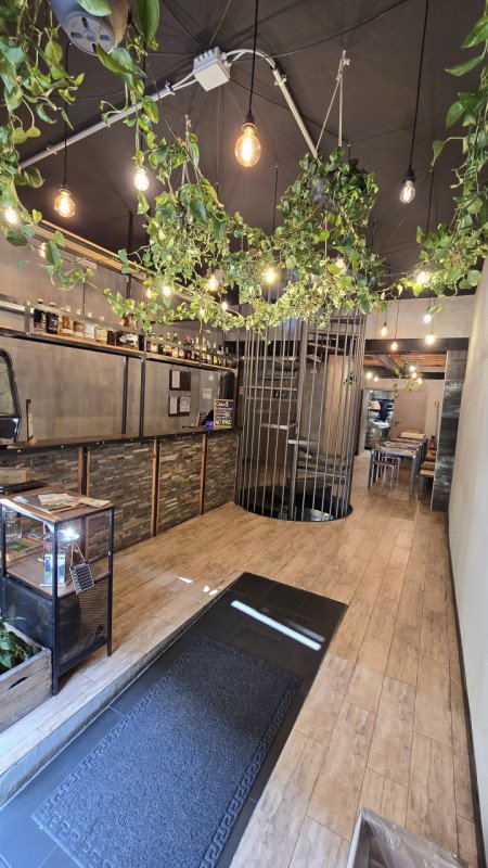 negozio in vendita a Rho