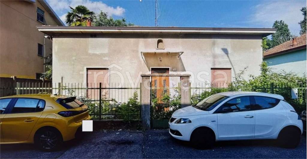 casa indipendente in vendita a Rho