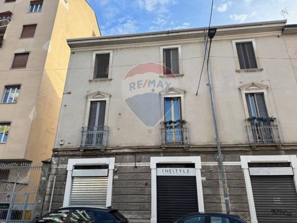 negozio in vendita a Rho