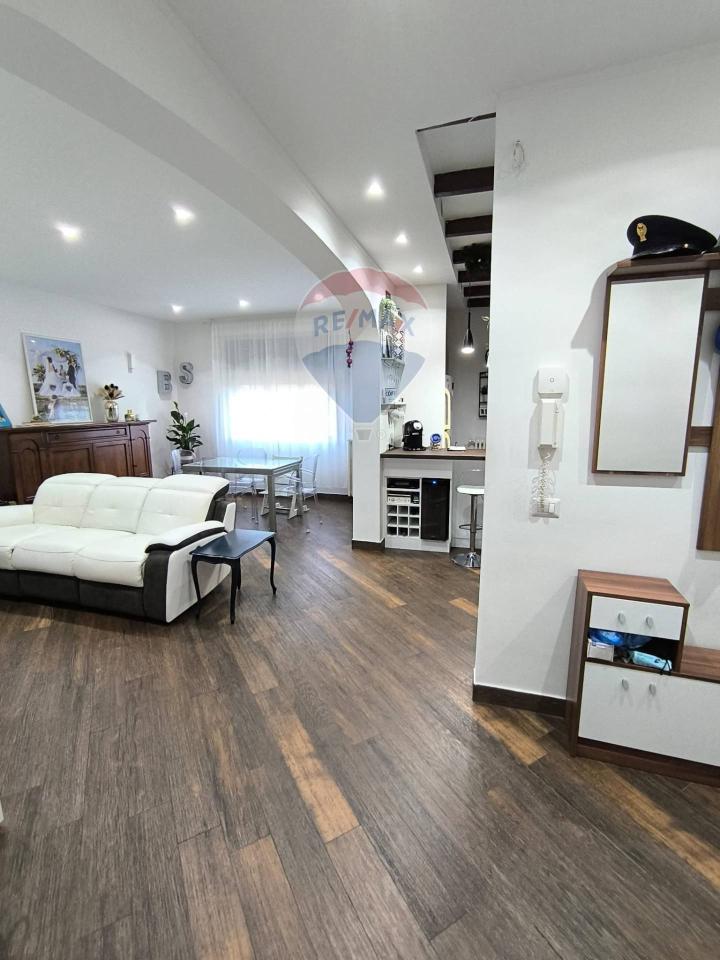 appartamento in vendita a Rho in zona Passirana