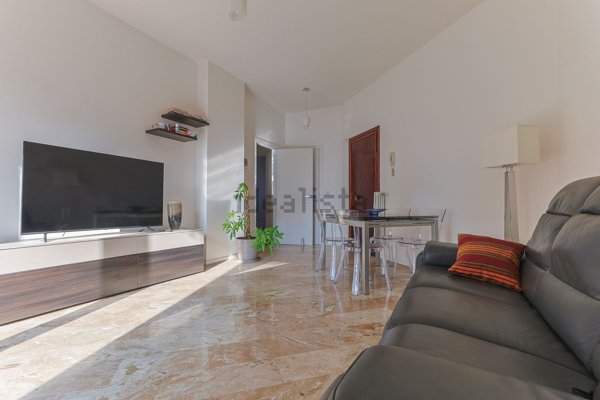 appartamento in vendita a Rho in zona Passirana