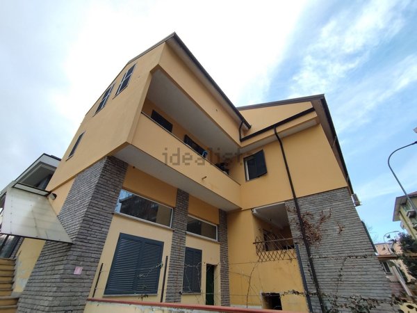 appartamento in vendita a Rho