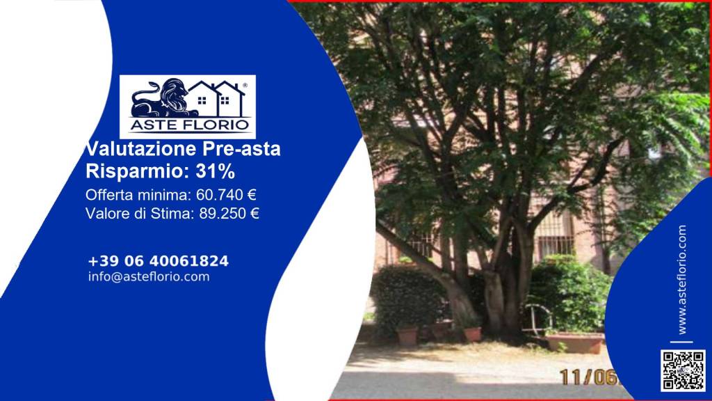 locale commerciale in vendita a Rho